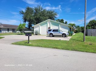 2329 SE 6th Ln APT A, Cape Coral, FL 33990