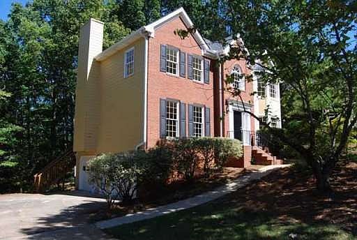 2nd image of 4511 Ashmore Cir NE