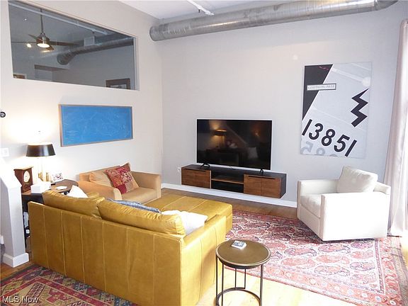5th image of 1951 W 26th St APT 206