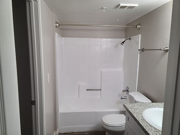 4th image of 9922 W Broadway #9922-22