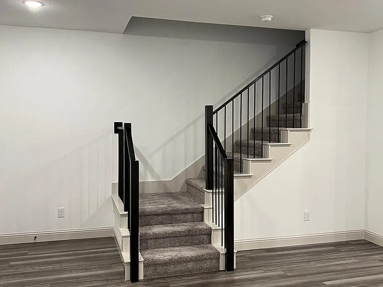 6041 Roper Rd — Photo 15