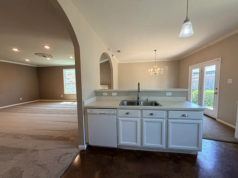 5000 Wild Oats Dr — Photo 23