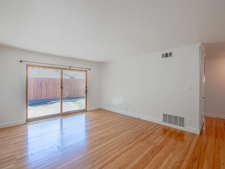 3465 Tanager Cir — Photo 14