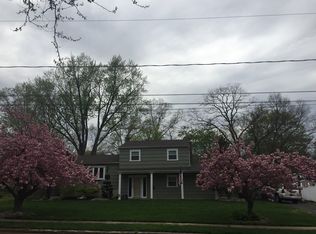 10 Albon Ct, Middletown, NJ 07748