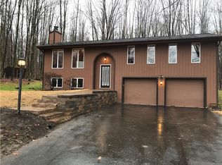 475 Woodland Dr, Pulaski, PA