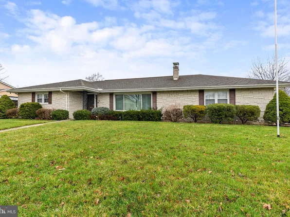 134 Lynnwood Dr, Palmyra, PA 17078