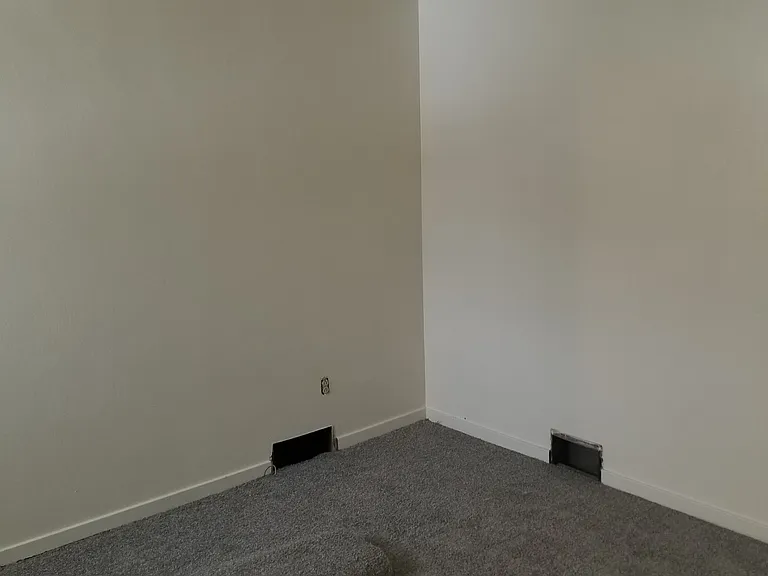 806 Doolittle St — Photo 5