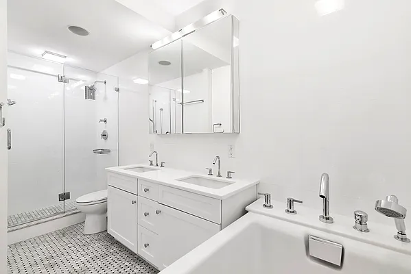 Sold by Compass | media 9