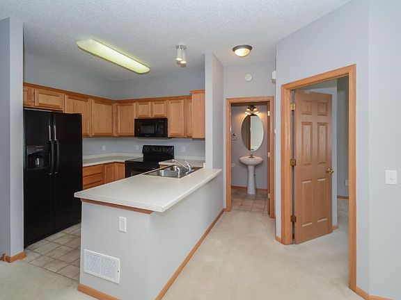 5th image of 6776 Pine Crest Trl S
