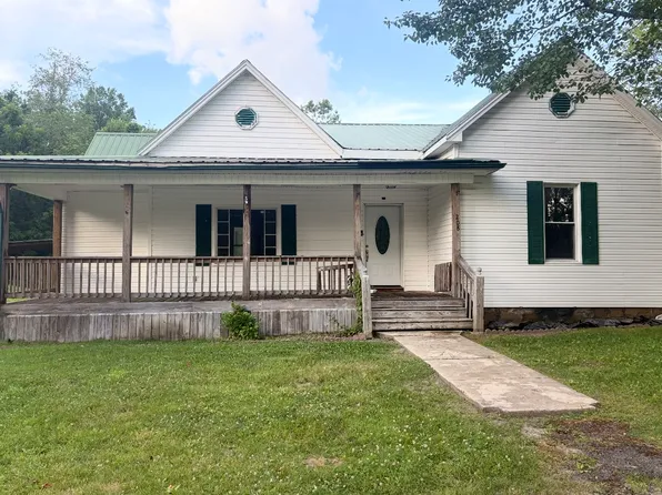 208 Prospect Ave NW, Coeburn, VA 24230