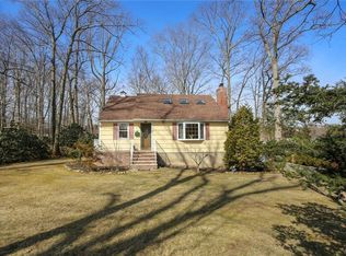 35 Fay Rd, New City, NY 10956