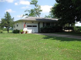 5002 Lerna Rd, Mattoon, IL 61938