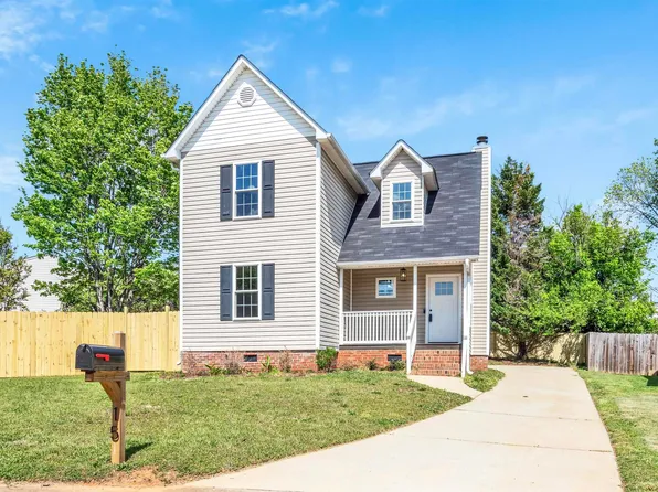 15 Haley Ct, Greenville, SC 29607