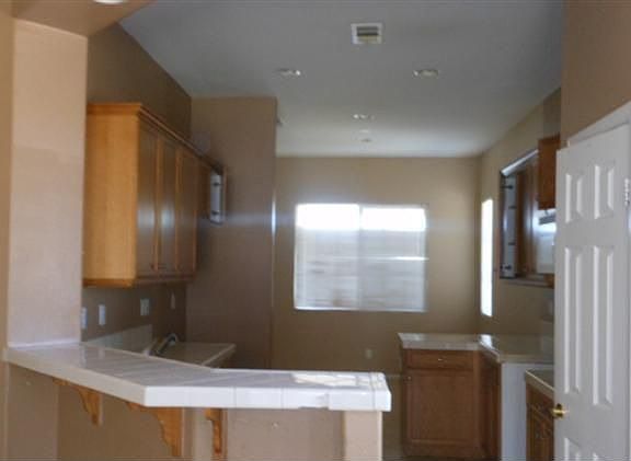 3rd image of 80705 Sunny Cove Ct
