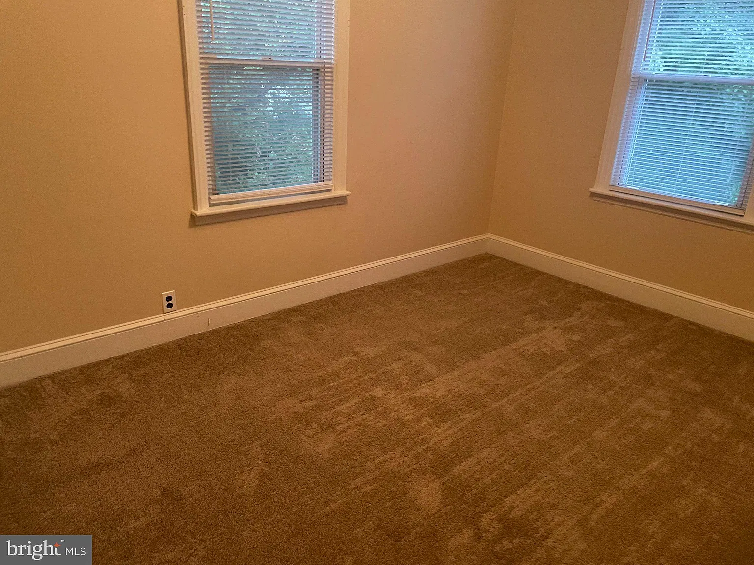2 bed, 1.0 bath, 1000 sqft, $1,800 — Photo 4