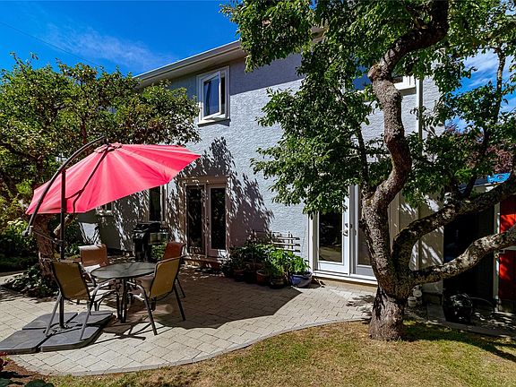 5th image of 1601 Haultain St #B