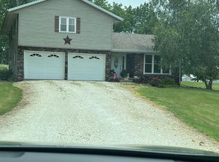 19135 E 2000th St, Bushnell, IL 61422