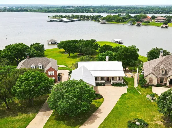 614 Goldeneye Dr, Granbury, TX 76049