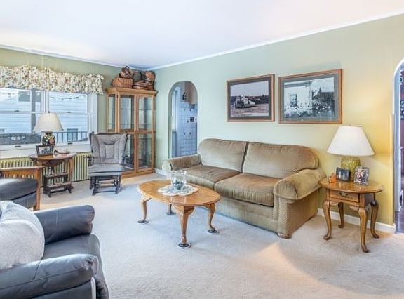 5th image of 43 Park Ave
