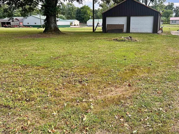 691 W Vincennes St, Linton, IN 47441