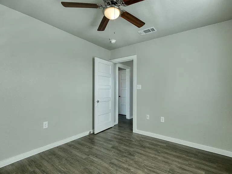 520 W FM 243 — Photo 6