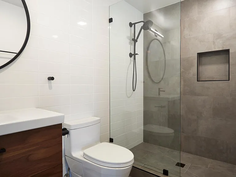 321 Rose Ave #1 — Photo 16