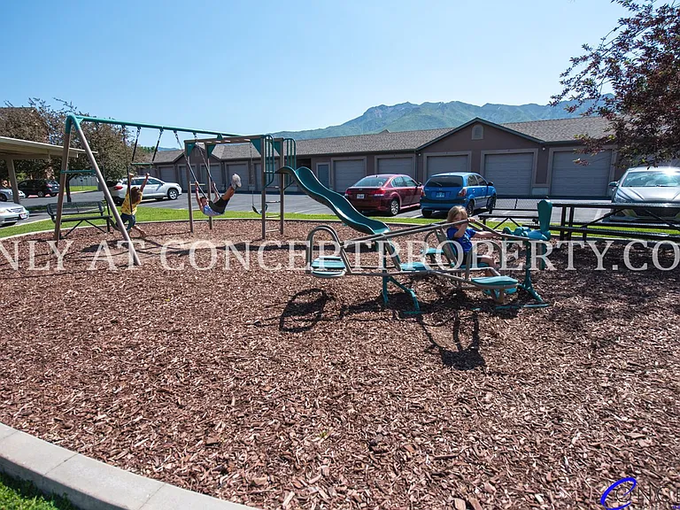 Woodland Cove — Photo 96