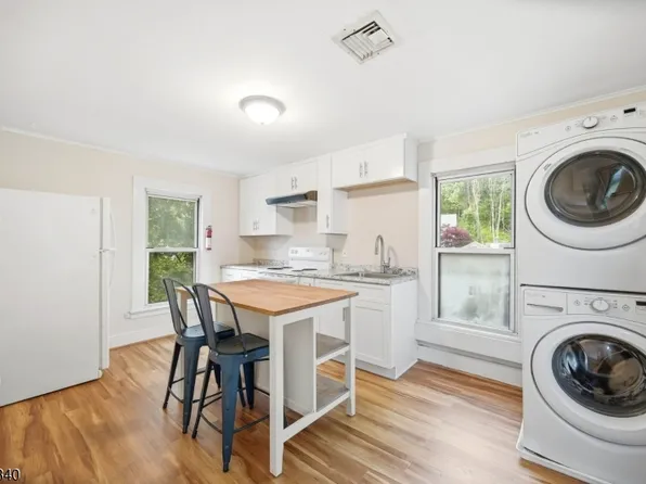 83 High St Unit 2, Newton, NJ 07860