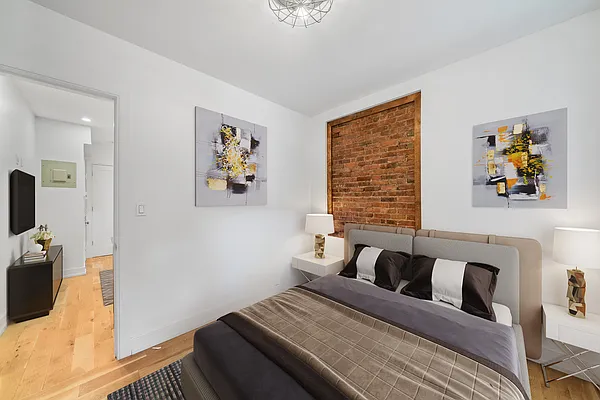 Rented by Vector New York, LLC | media 7