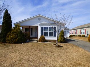 13 Perrys Ln, Manahawkin, NJ 08050