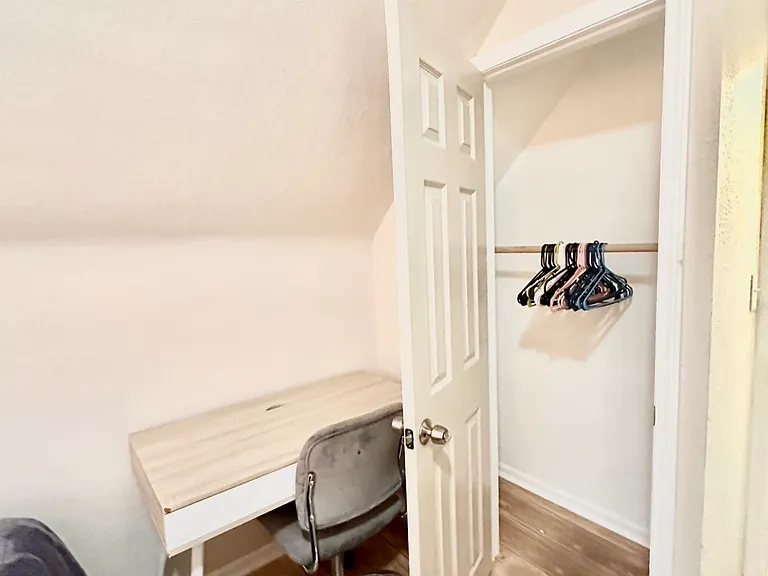 354 E Montana St — Photo 12