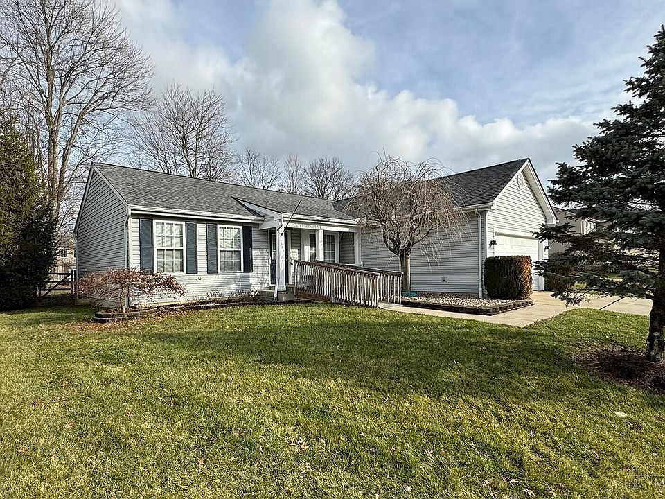 1st image of 3584 Applewood Dr