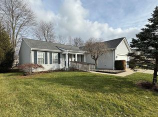 3584 Applewood Dr, Amelia, OH 45102