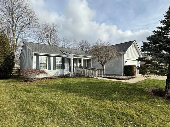 3584 Applewood Dr, Amelia, OH 45102