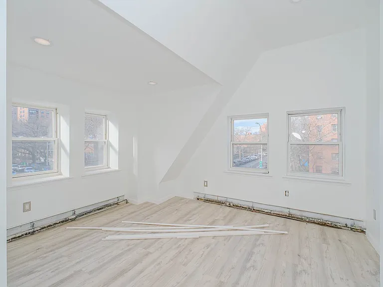 384 Lafayette Ave #1 — Photo 27