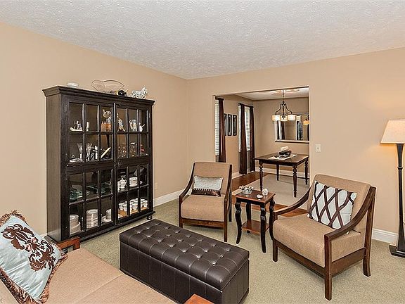 5th image of 32813 Popham Ln