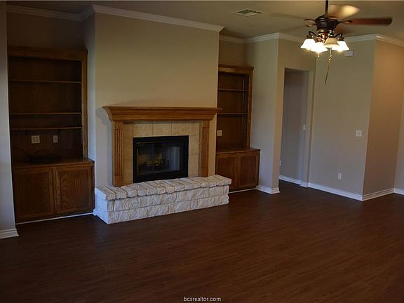 4th image of 210 Meir Ln