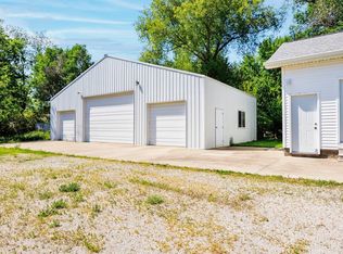 24410 N 1750 East Rd, Hudson, IL 61748