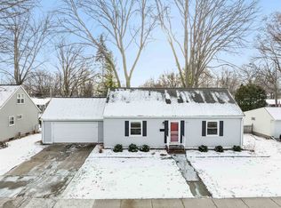 1071 Liberty St, Green Bay, WI 54304