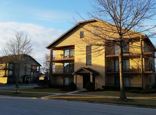 8166 168th Pl APT 3W, Tinley Park, IL 60477