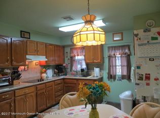981A Aberdeen Dr, Lakewood, NJ