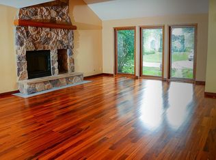 6199 Hinterlong Ct, Lisle, IL