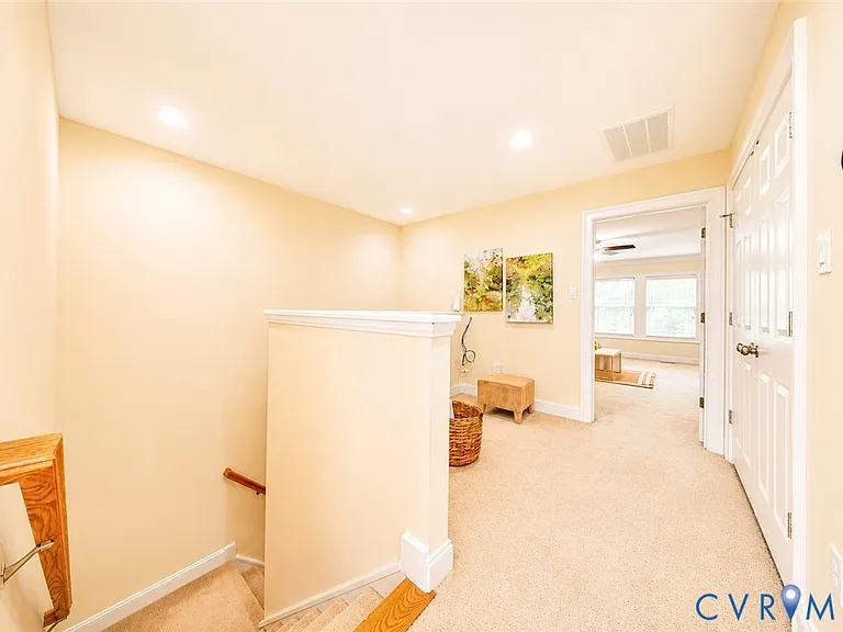 5421 Hickory Ann Dr — Photo 25