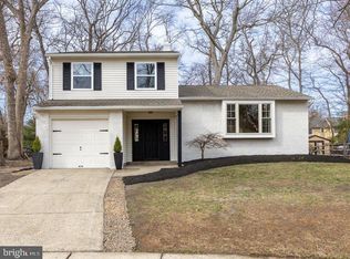 3 Laura Ln, Marlton, NJ 08053
