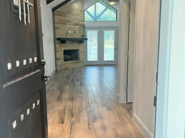 114 County Road 6863, Natalia, TX 78059