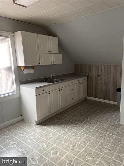 929 Johnston Ave #2 — Photo 6