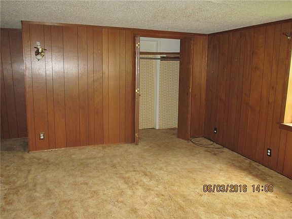 5th image of 204 S Gaskill St