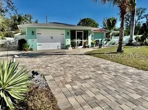 1449 Everest Rd, Venice, FL 34293