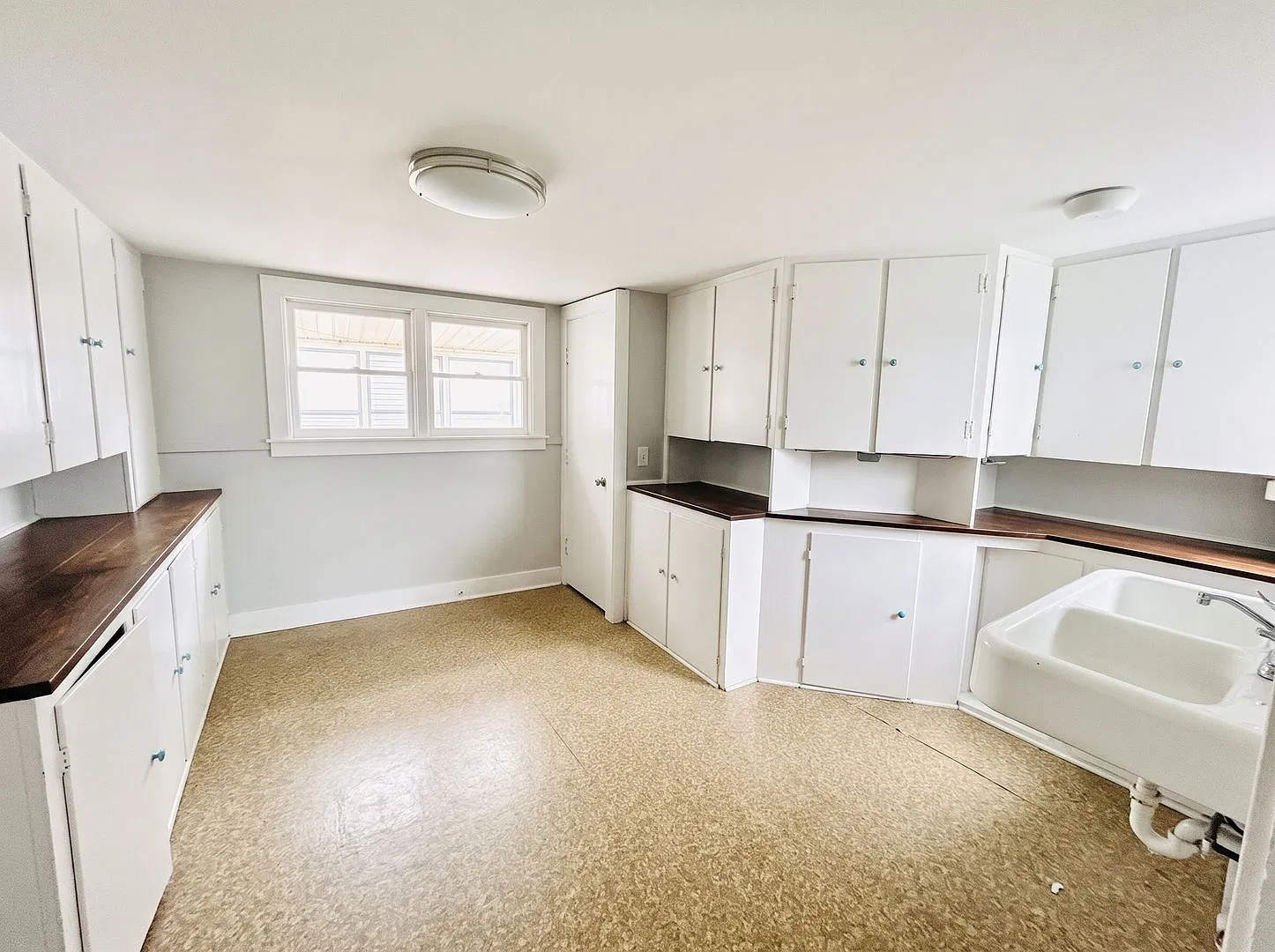62 Intervale Avenue — Photo 4