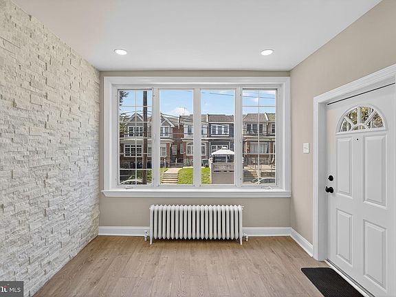 2nd image of 875 Foulkrod St
